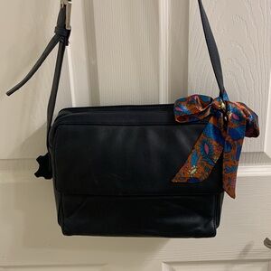 Giani Bernini navy leather crossbody